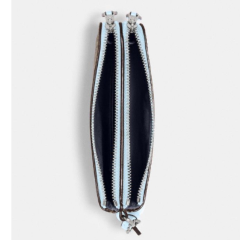 NWT Coach khaki Double Zip Wristlet. - Picture 5 of 10